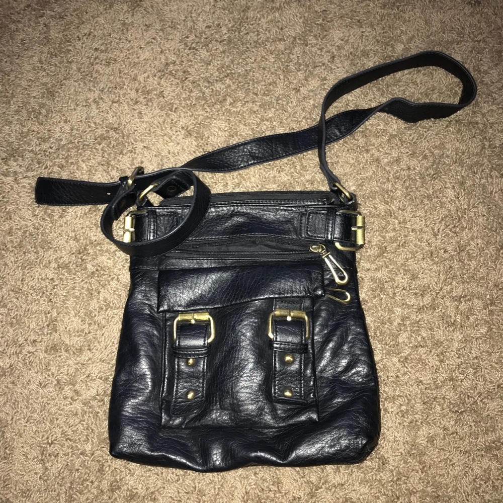 Black purse, good condition!